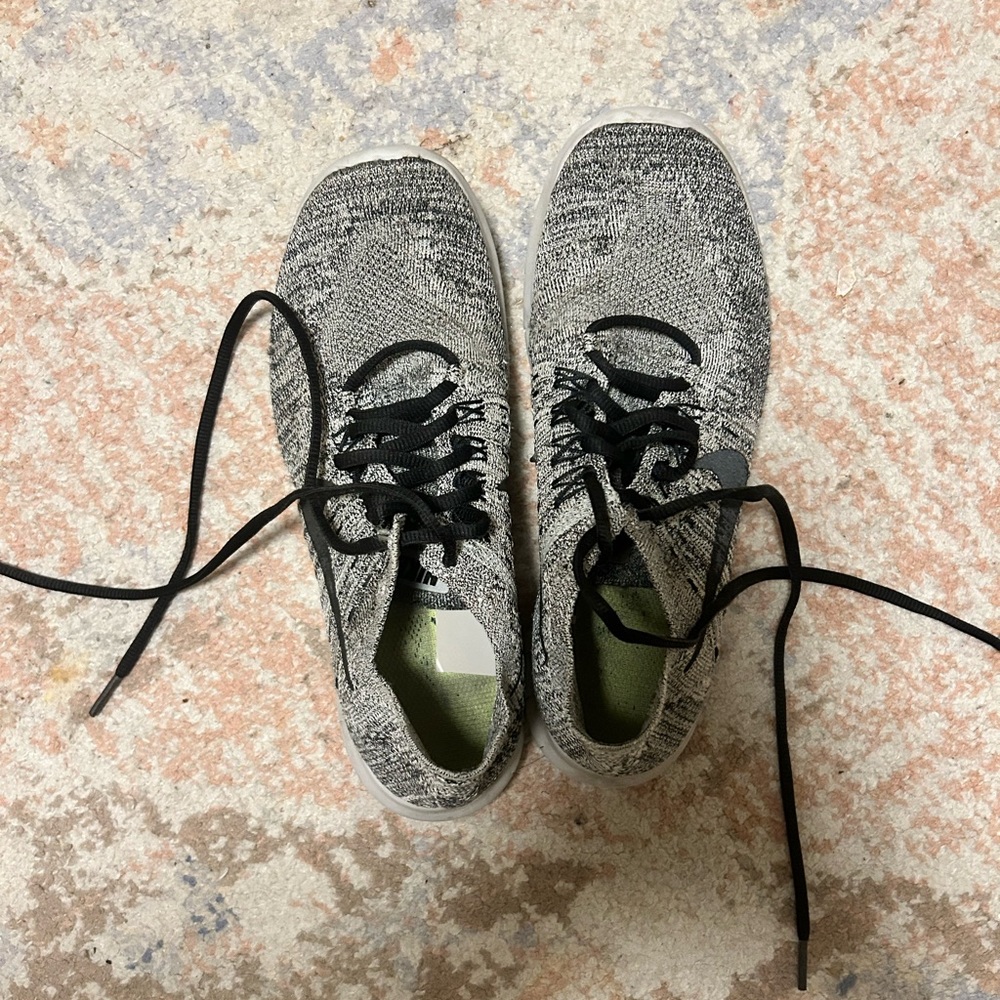 Nike free run flyknit -women’s